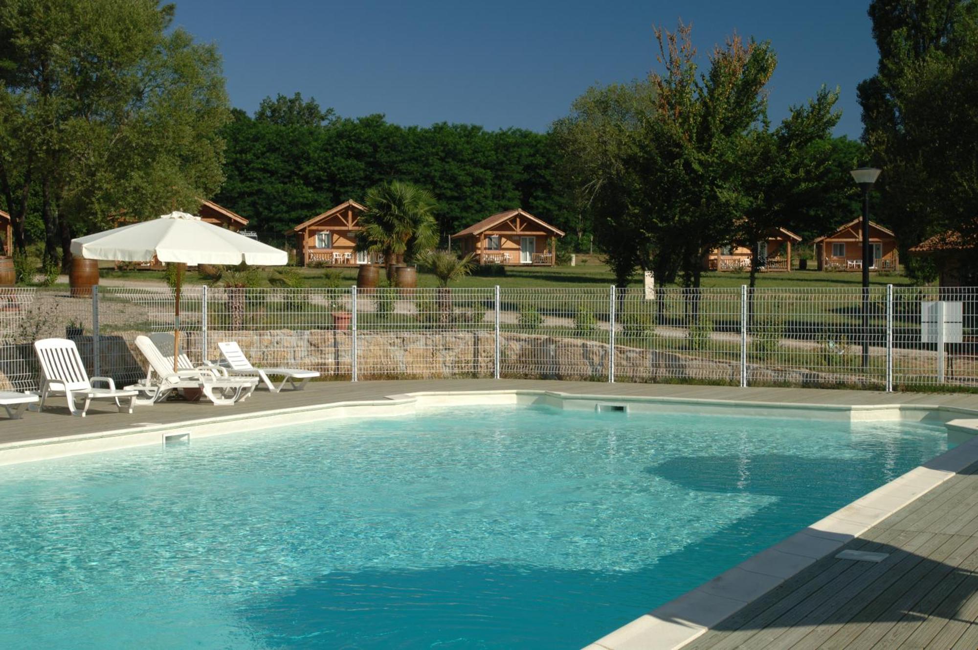 Hotel Domaine Du Roi Kysmar Villandraut Esterno foto
