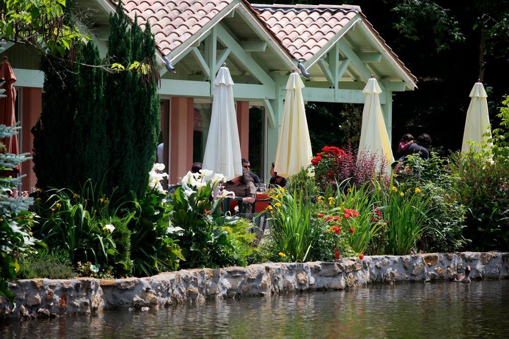 Hotel Domaine Du Roi Kysmar Villandraut Esterno foto