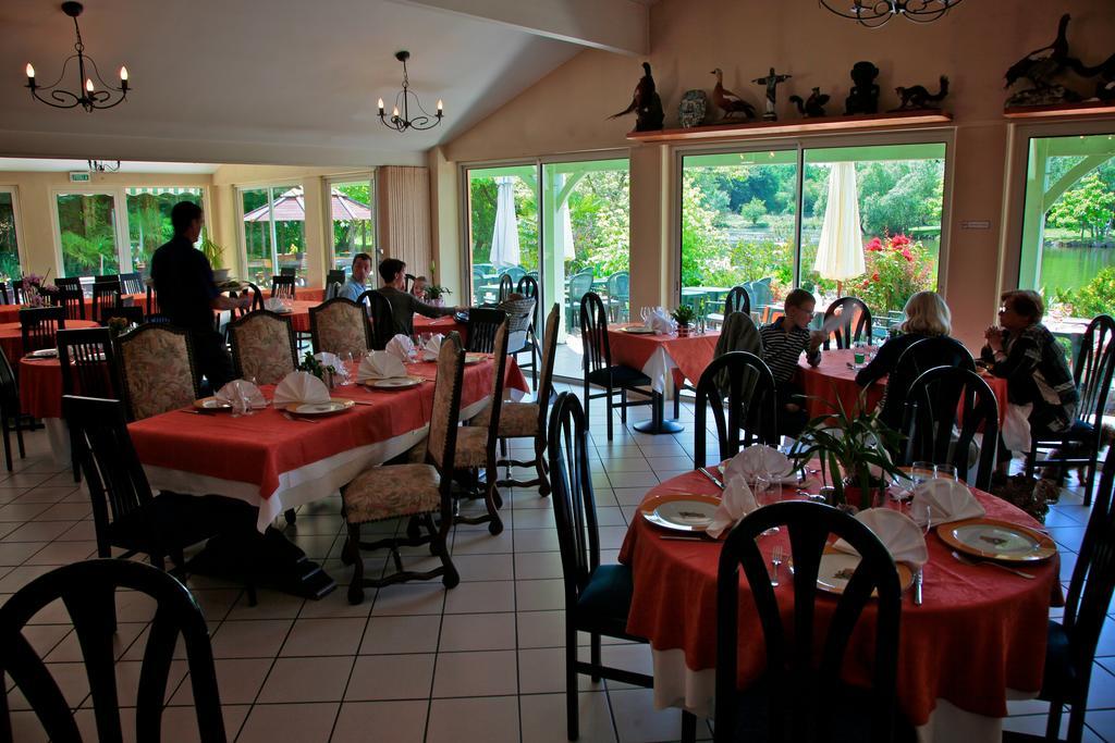 Hotel Domaine Du Roi Kysmar Villandraut Esterno foto